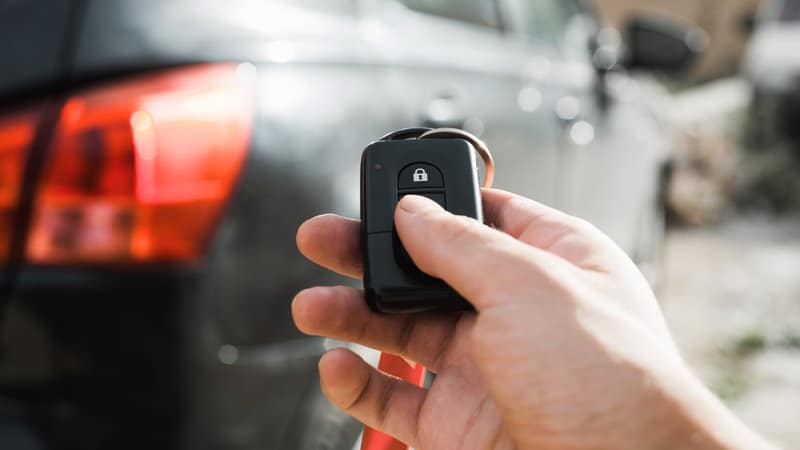 taller-técnico-copia-llaves-coche